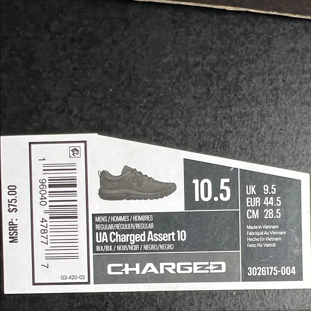 Under Armour UA Charged Assert 10 Black Athletic Shoes - Picture 1 of 6